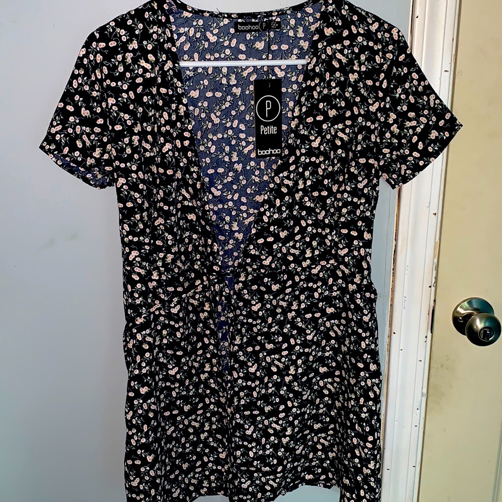 Super Cute Floral Wrap Dress!